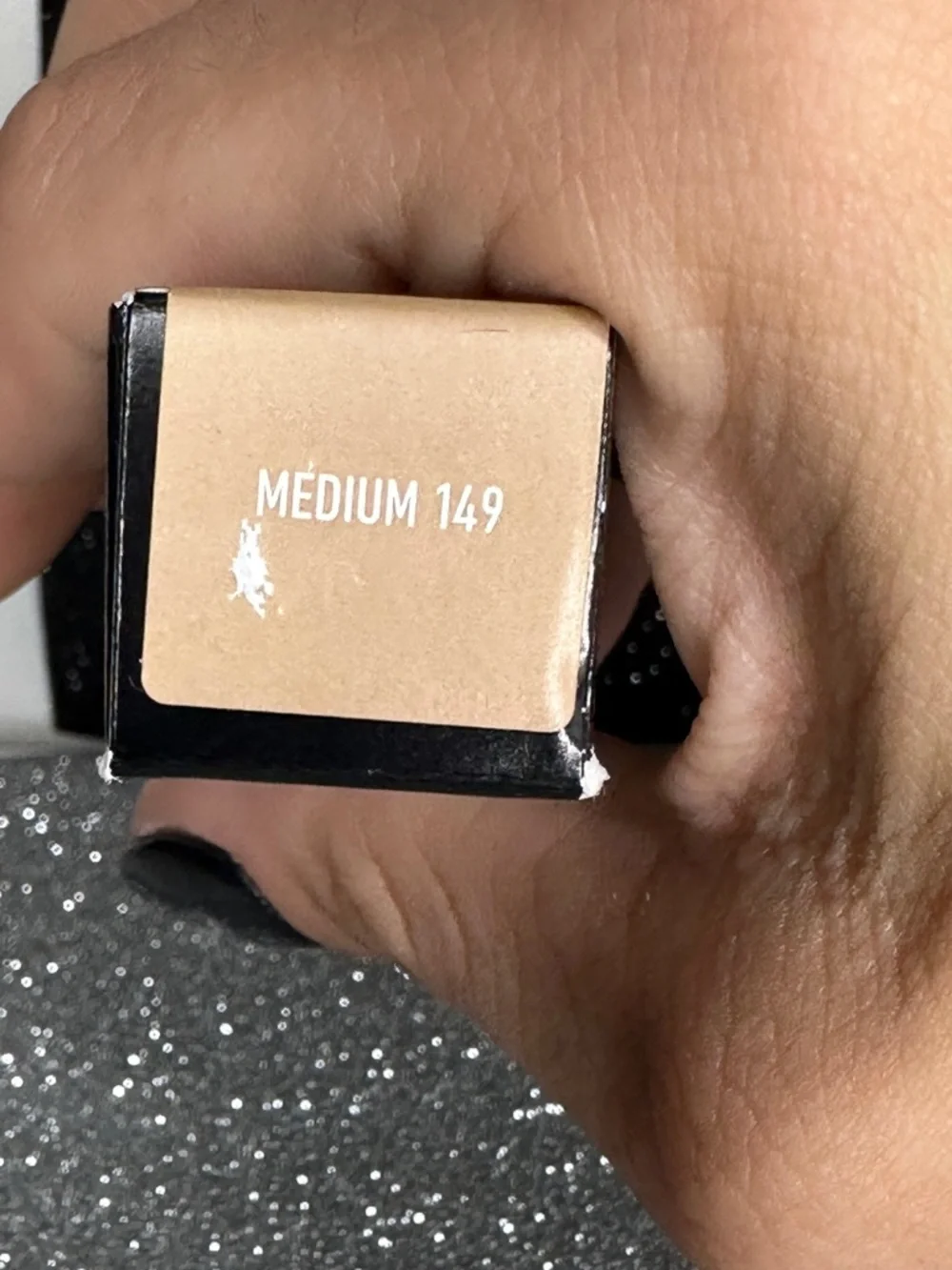 KVD Good Apple Lightweight Full-Coverage Concealer - Medium 149